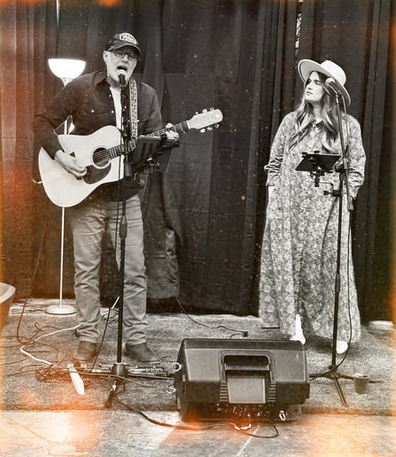 Gallery photo 8 of Kat & Ned Sing Songs
