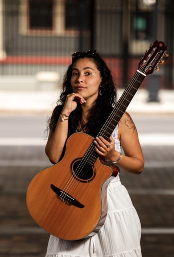 Gallery photo 7 of Alejandra Koss - Acoustic Latin Music Vibes