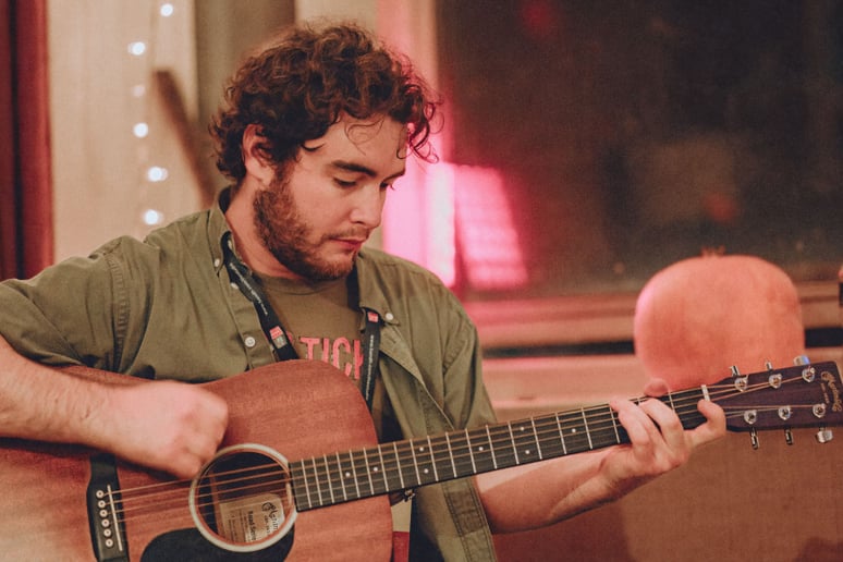 Gallery photo 2 of Acoustic Stylings by Owen Walsh