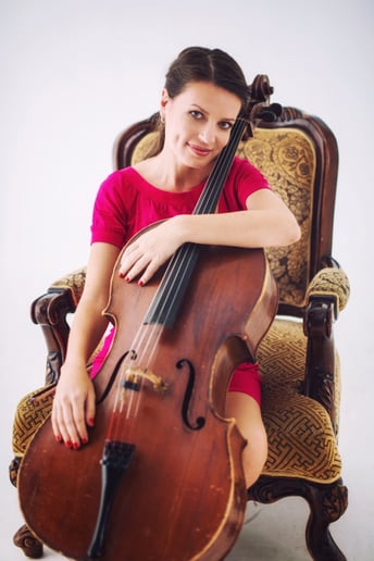 Gallery photo 5 of Acoustic/Electric Cellist
