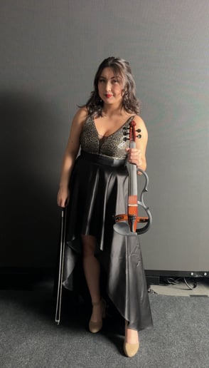 Gallery photo 5 of Allie Violin