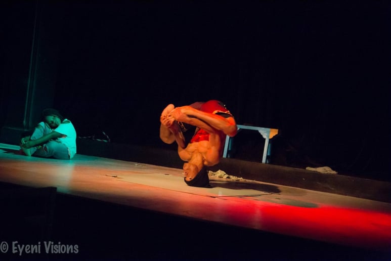 Gallery photo 5 of Acro-Breakdance