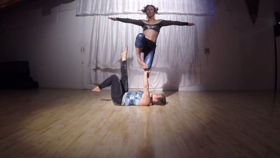 Gallery photo 4 of Acro Yoga with Kairotic Evolution