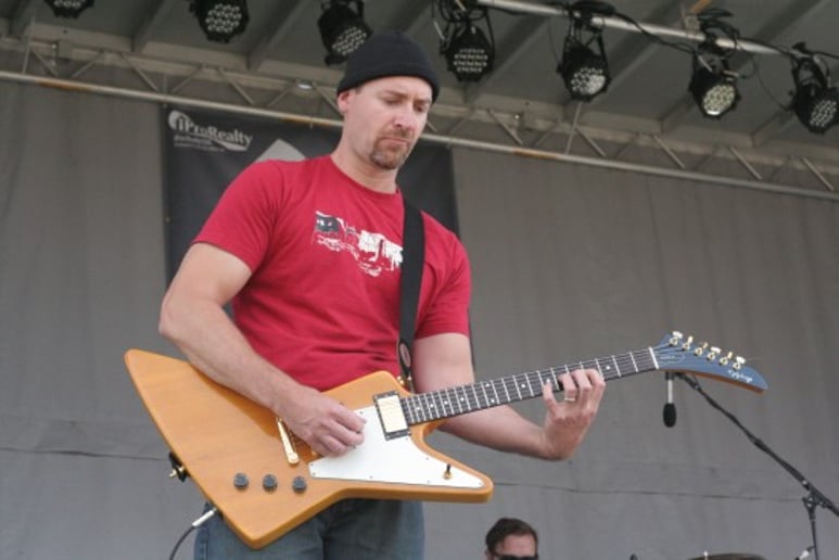 Gallery photo 10 of ACROBAT - The U2 Tribute Band & Show