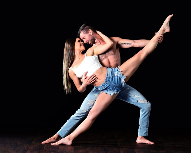 Gallery photo 1 of Acrobatic Duo