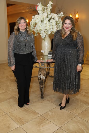 Gallery photo 9 of Across The Pond Vocal Duo