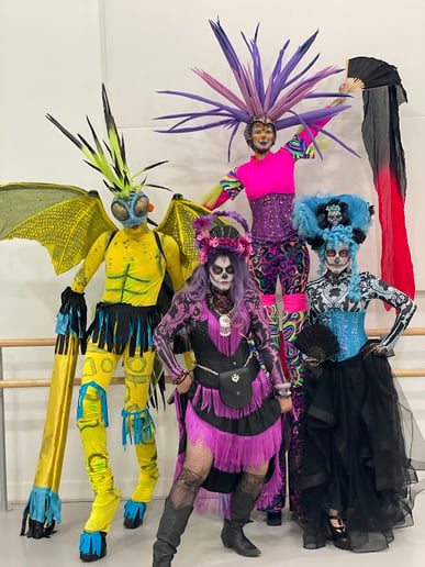 Gallery photo 4 of Act A Fool Circus Sideshow