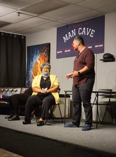 Gallery photo 4 of Acting with Deloris