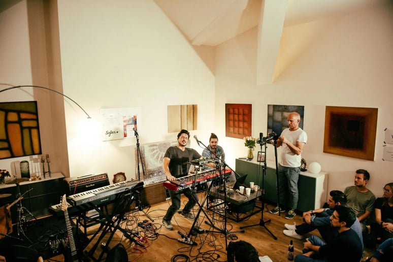 Gallery photo 2 of Adam Ahuja (Interactive Live-Looping)