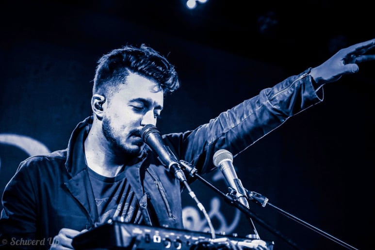 Gallery photo 8 of Adam Ahuja (Interactive Live-Looping)