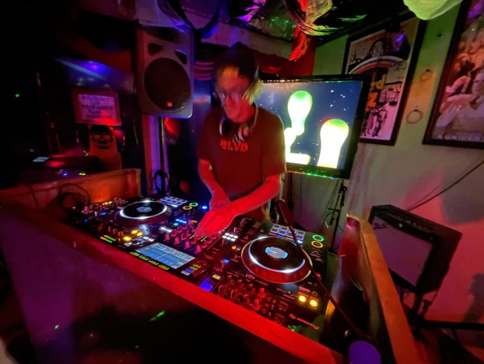 Gallery photo 2 of Adam Arlia