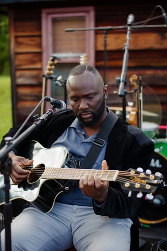 Gallery photo 8 of Ade Adu - Wedding Singer
