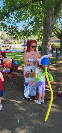 Gallery photo 6 of Adian the Balloon Girl