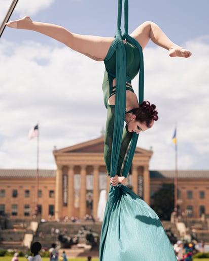Gallery photo 7 of Aerial Acrobatic