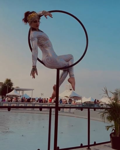 Gallery photo 5 of Aerial Artist, Amy Lopez-Caruso