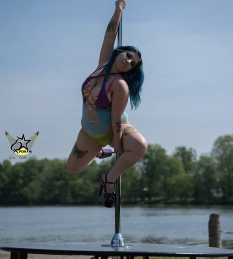Gallery photo 5 of Medusa Venom - Aerial Arts & Exotic Dancer