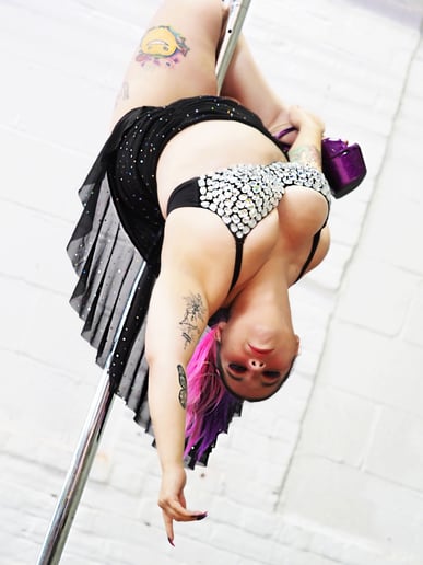 Gallery photo 9 of Medusa Venom - Aerial Arts & Exotic Dancer