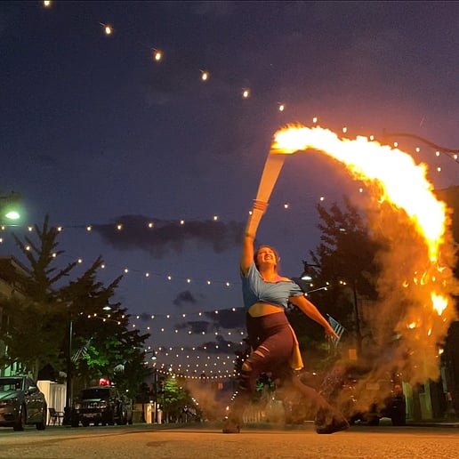 Gallery photo 9 of Sun Woman Cirque Art and Specialty Entertainment