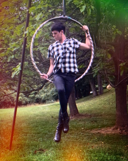 Gallery photo 9 of Aerial hoop/Lyra