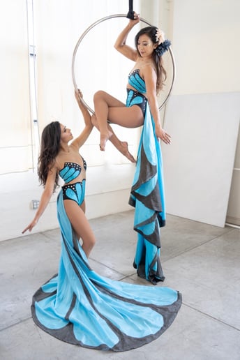 Gallery photo 9 of Magician, Stacking Chair Acrobat, Aerialist