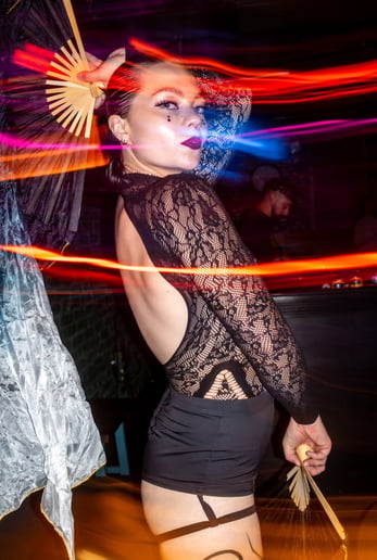 Gallery photo 1 of Fae Champagne