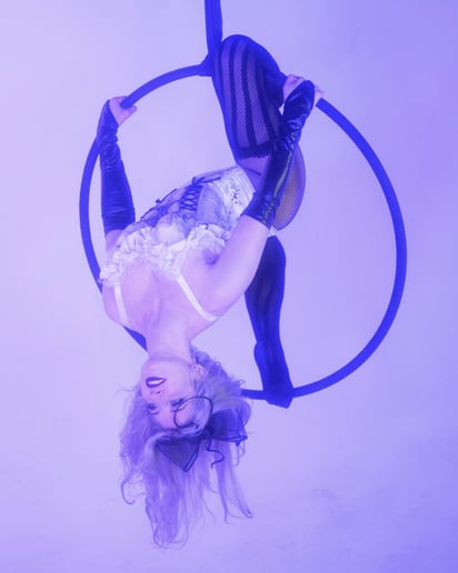 Gallery photo 6 of Gigi Noree, Aerialist & Specialty Performer