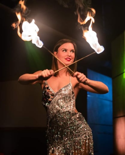 Gallery photo 1 of Aerialist Avery