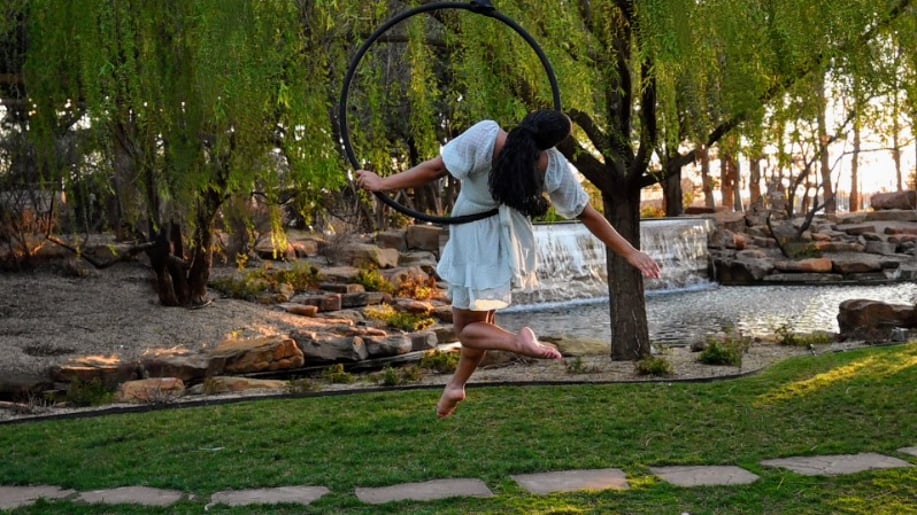 Gallery photo 5 of Aerialist Tori