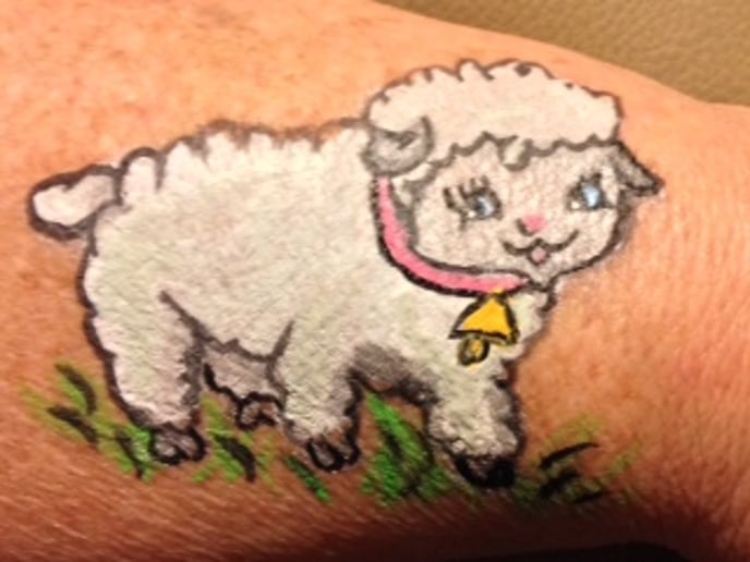Gallery photo 9 of Affordable Face Painting By Dana