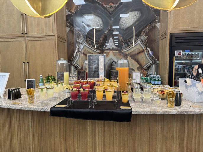 Gallery photo 4 of Afloat • Luxury Mobile Bar
