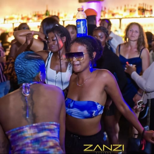 Gallery photo 5 of AFRO DANCE (Afrobeats & Amapiano music)