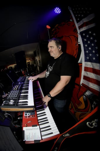 Gallery photo 8 of Aftershock