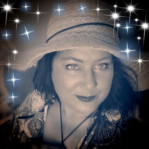 Gallery photo 2 of AGirlEclectic Intuitive Arts