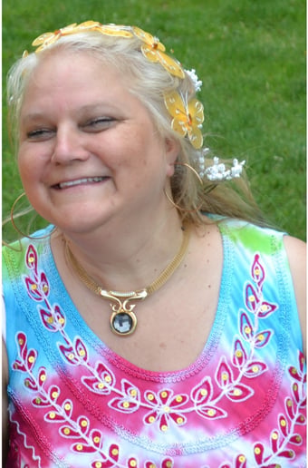 Gallery photo 1 of Agnes Beth