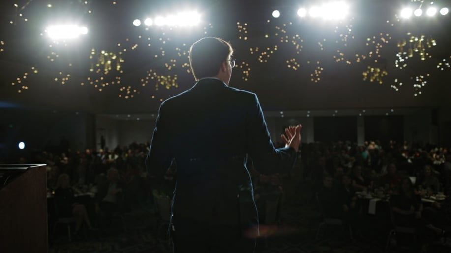 Gallery photo 11 of Gary Ferrar: Magician & Mentalist