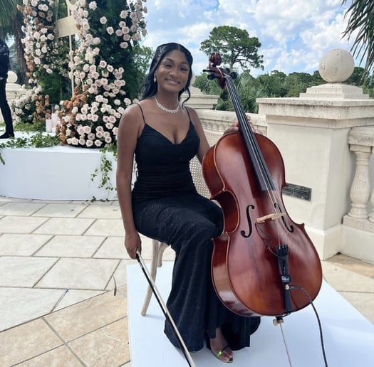 Gallery photo 1 of Aijeecello Performance