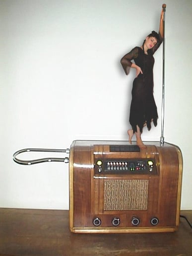 Gallery photo 1 of Aileen