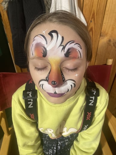 Gallery photo 4 of Airbrush Artist for Temporary body art
