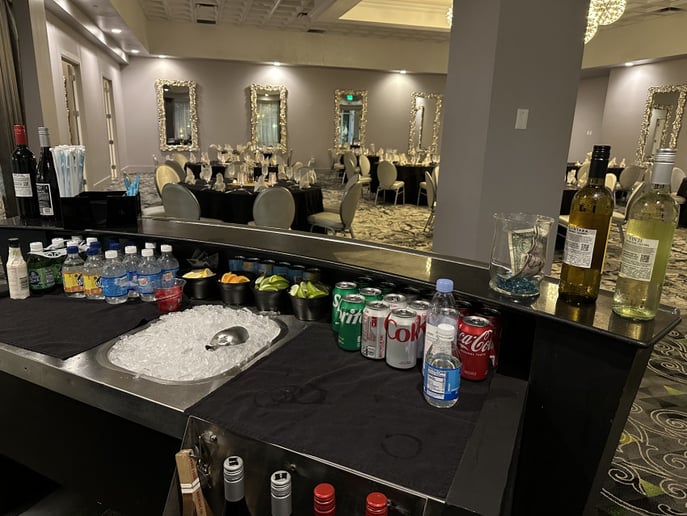 Gallery photo 3 of AKYNG mobile bar