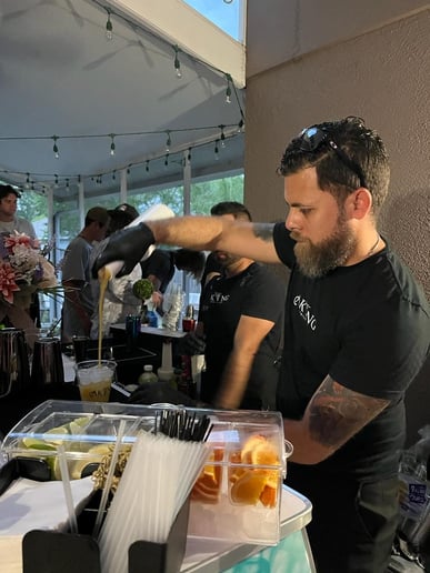 Gallery photo 8 of AKYNG mobile bar