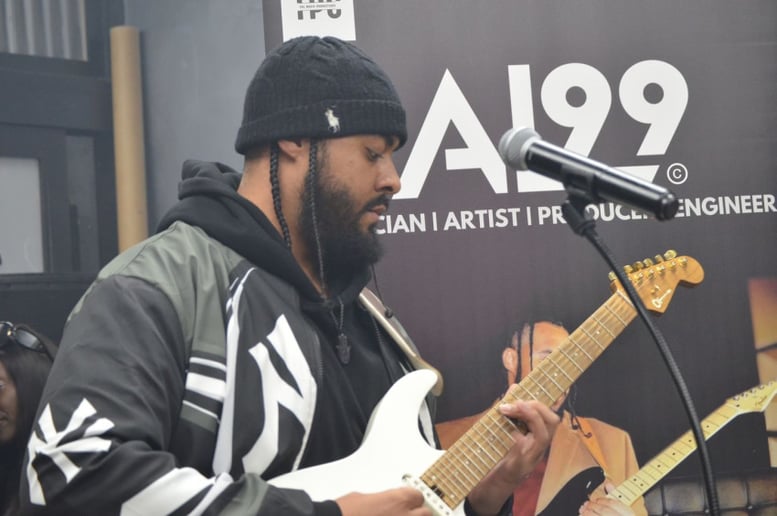 Gallery photo 6 of AL99 (AL nine-nine)