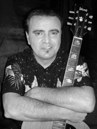 Gallery photo 1 of Al Corbeil