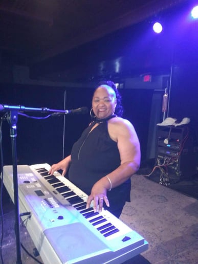 Gallery photo 21 of Al G & Friends Party Band