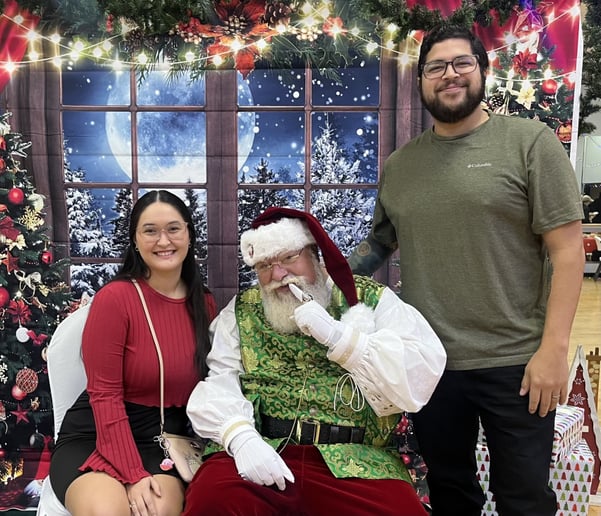 Gallery photo 4 of Alamo Santa Claus (Santa Jason)