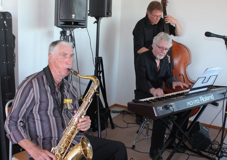 Gallery photo 10 of Alan Early trio/quartet
