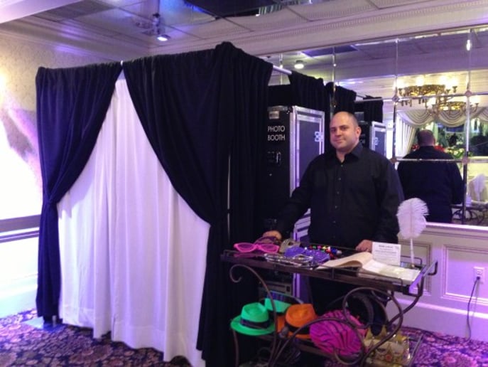 Gallery photo 58 of Alan Keith Entertainment & Photo Booths
