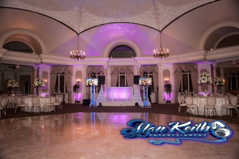 Gallery photo 61 of Alan Keith Entertainment & Photo Booths