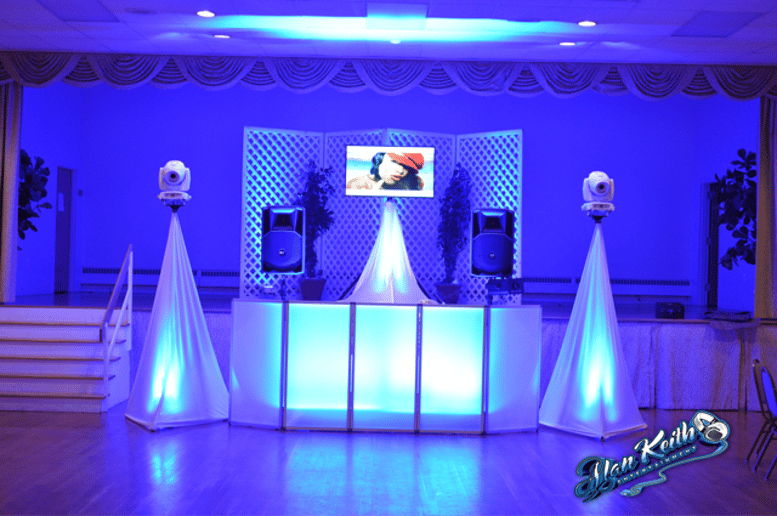 Gallery photo 96 of Alan Keith Entertainment & Photo Booths