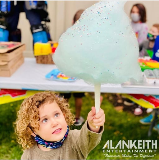 Gallery photo 13 of Alan Keith Entertainment & Photo Booths