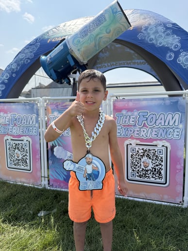 Gallery photo 2 of Alan Keith Entertainment & Photo Booths